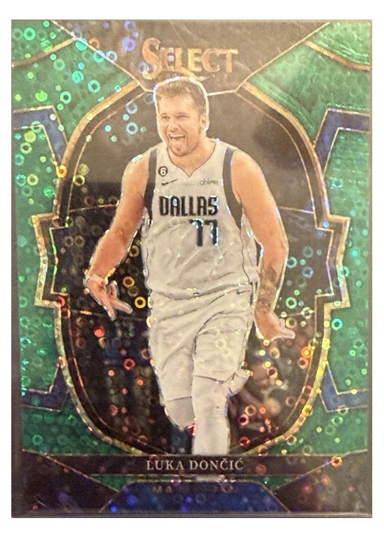 2022 Panini Select Luka Doncic #51 card