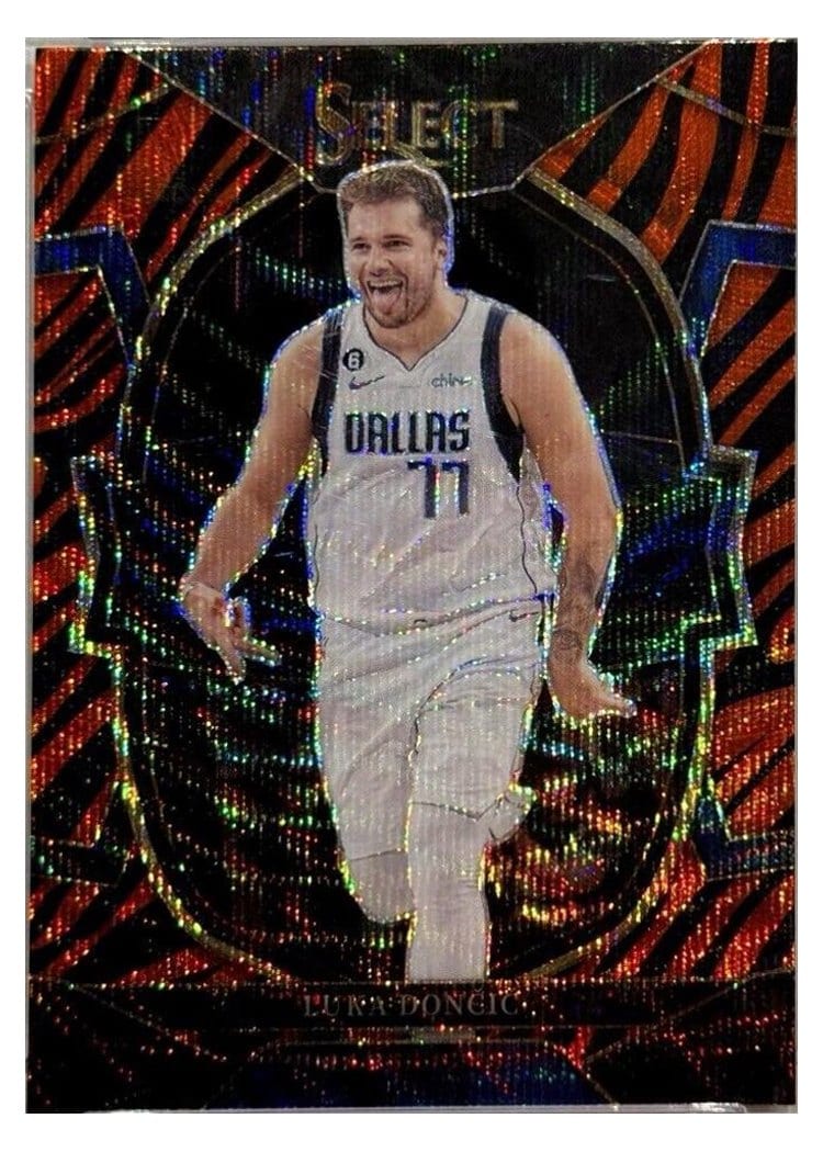 2022 Panini Select Luka Doncic #51 card