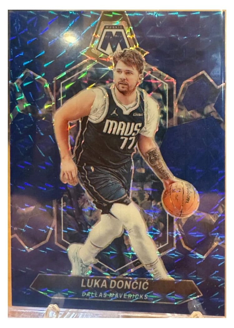 2023-24 Panini Mosaic Base Set Luka Doncic #31 card