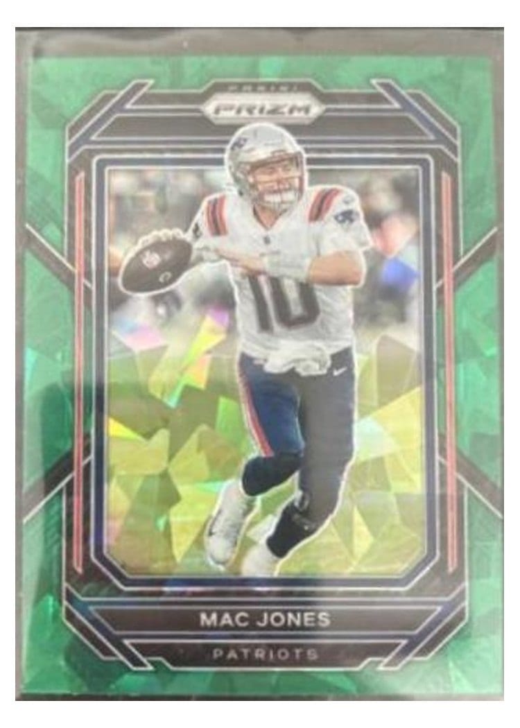 2022 Panini Prizm Base Set Mac Jones Green Ice #197 card