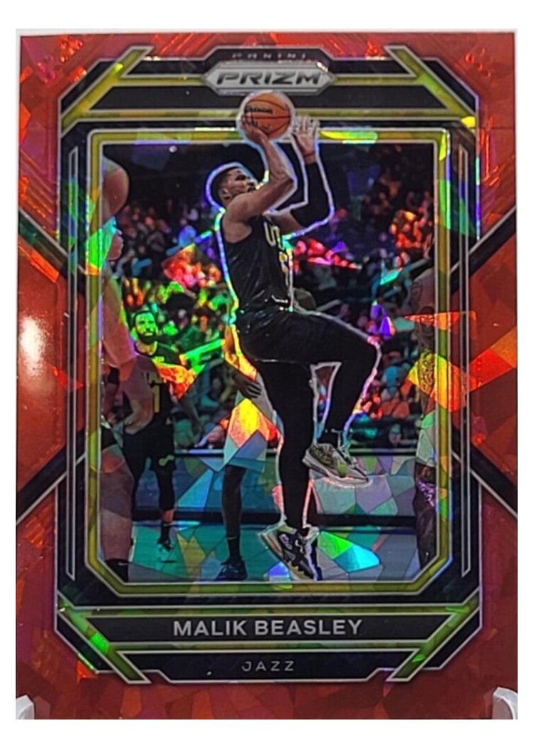 2022-23 Panini Prizm Base Set Malik Beasley #60 card