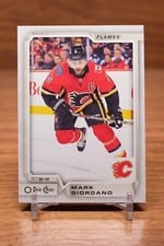 2018 O-Pee-Chee Mark Giordano #176 card