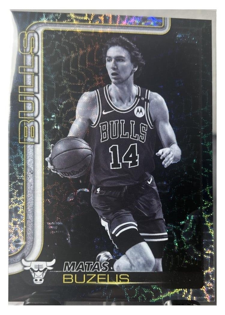 2025-26 Topps Base Set Matas Buzelis #37 card