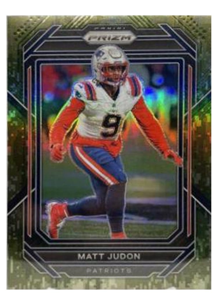 2022 Panini Prizm Base Set Matt Judon #203 card