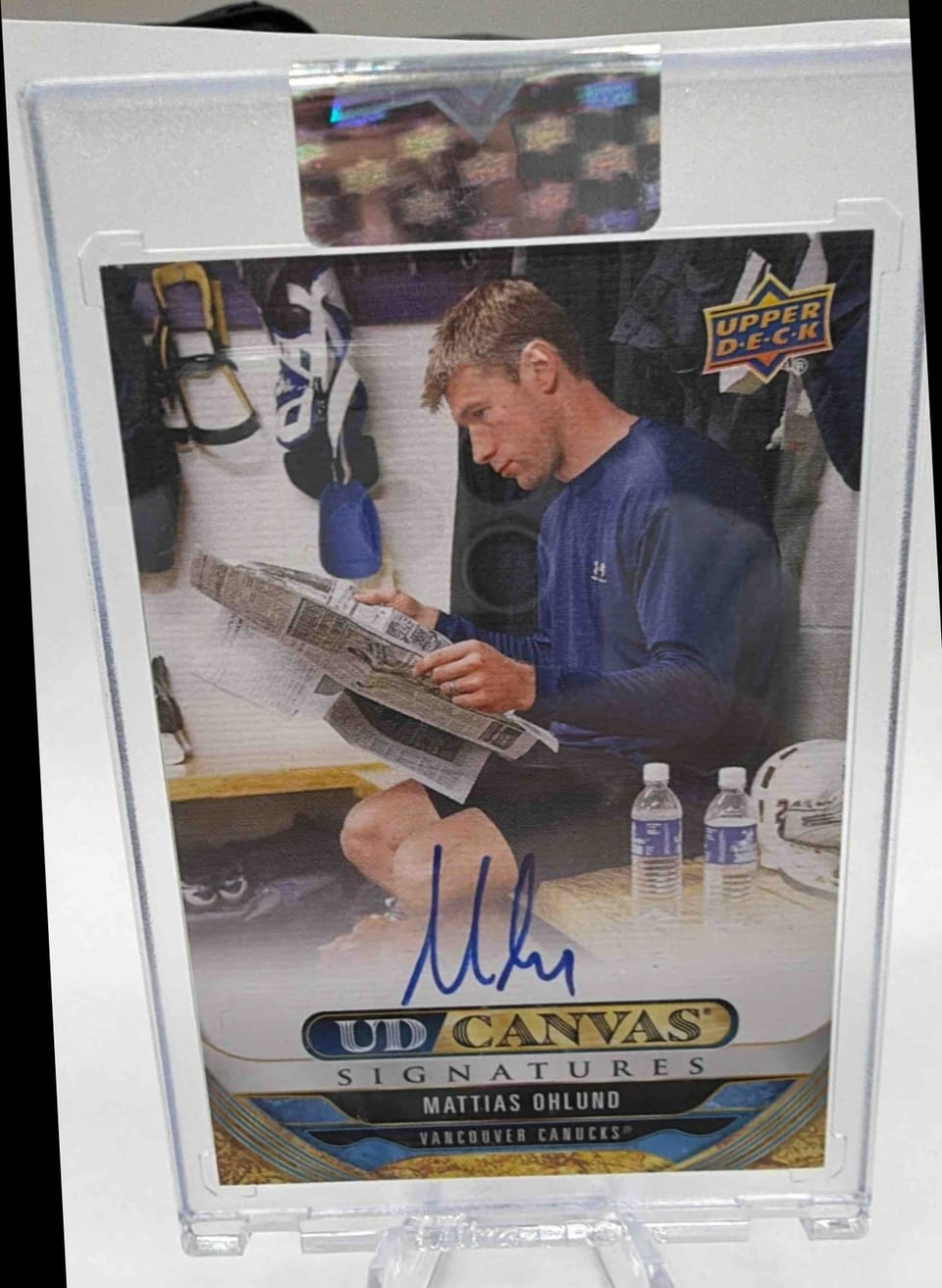 2024-25 Upper Deck Clear Cut Canvas Signatures Mattias Ohlund #CS-MO card