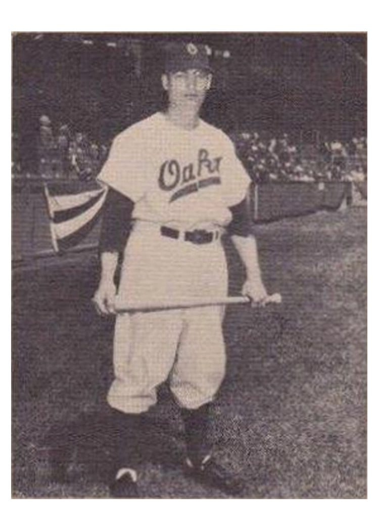 1949 Remar Bread Oakland Oaks Maurice Van Robays card