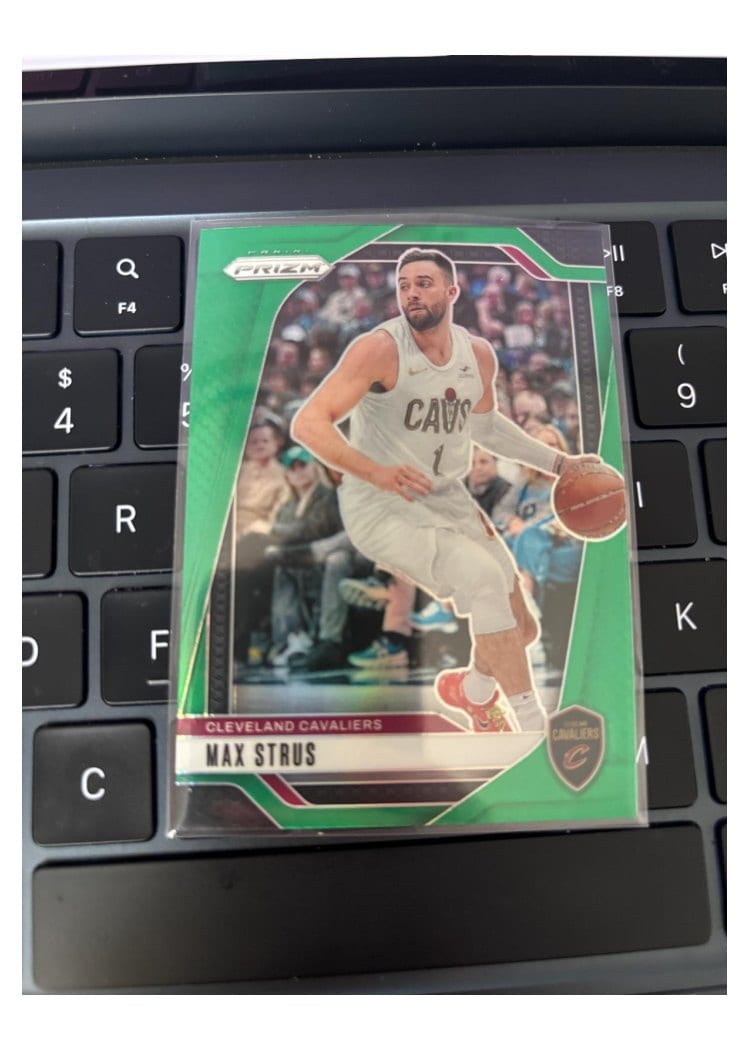 2024-25 Panini Prizm Base Set Max Strus #27 card