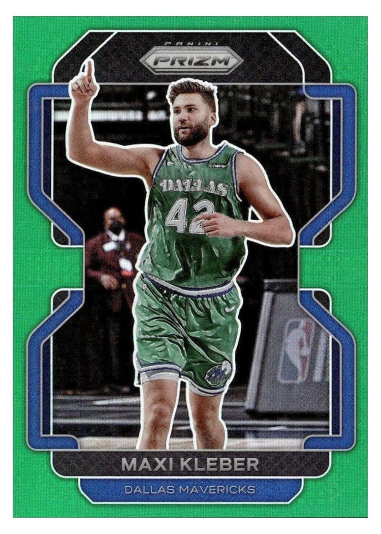 2021-22 Panini Prizm Base Set Maxi Kleber Green Shimmer #47 card