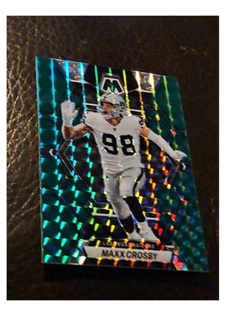 2023 Panini Mosaic Base Set Maxx Crosby #123 card