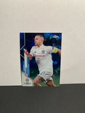 Memphis Depay 2019 Topps Chrome UEFA Champions League Sapphire card