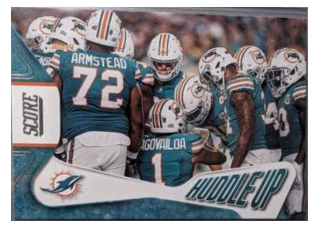 2023 Score Huddle Up Miami Dolphins #10 card