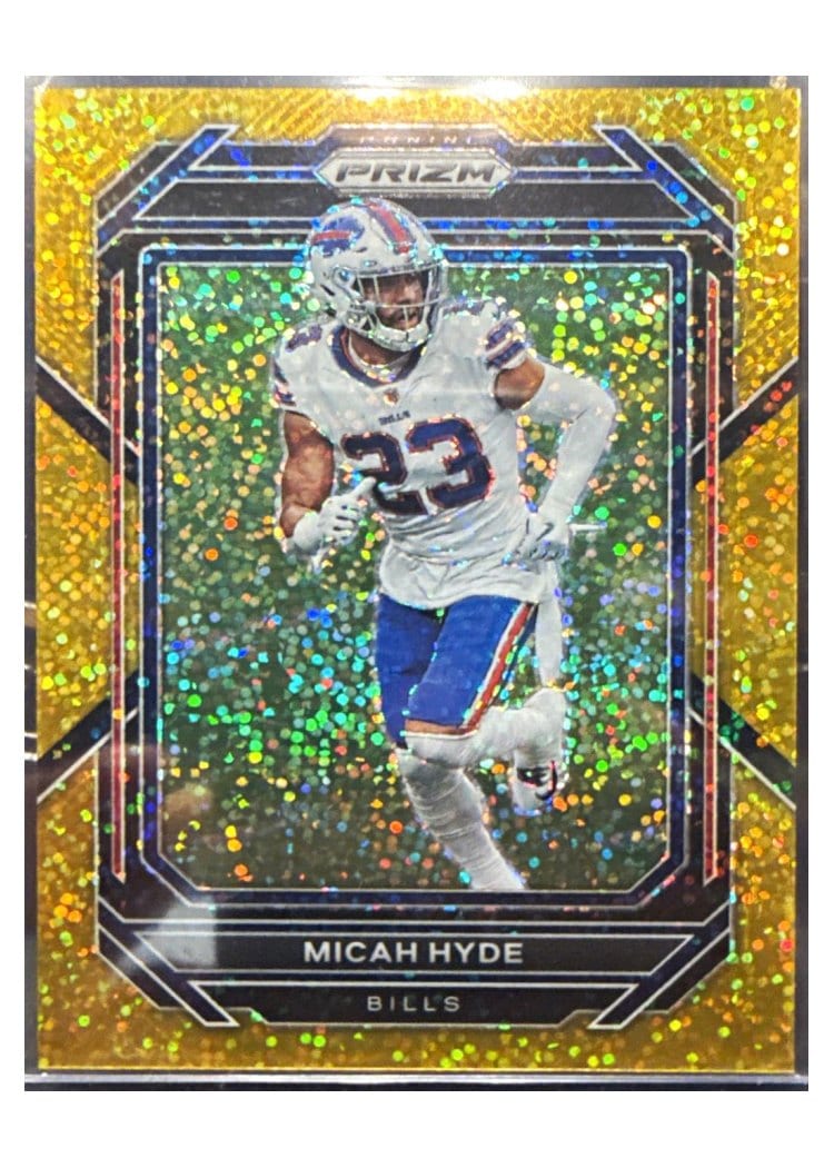2022 Panini Prizm Base Set Micah Hyde #36 card