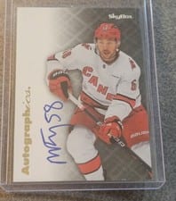 2023-24 SkyBox E-X 2000 Autographics Michael Bunting #AG-MI card