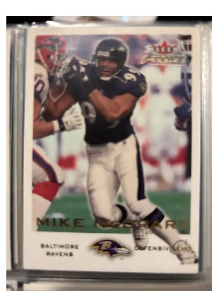 2000 Fleer Focus Michael McCrary #48 card