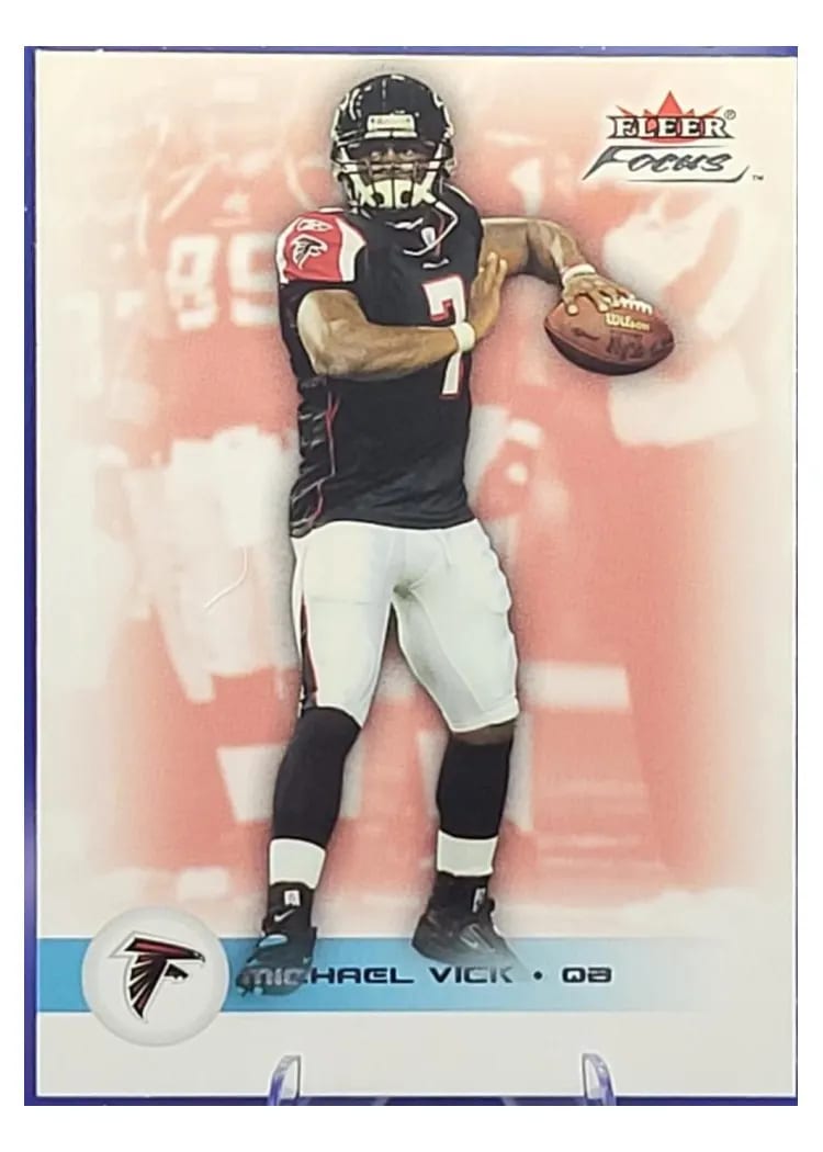 2003 Fleer Focus Michael Vick #7 card