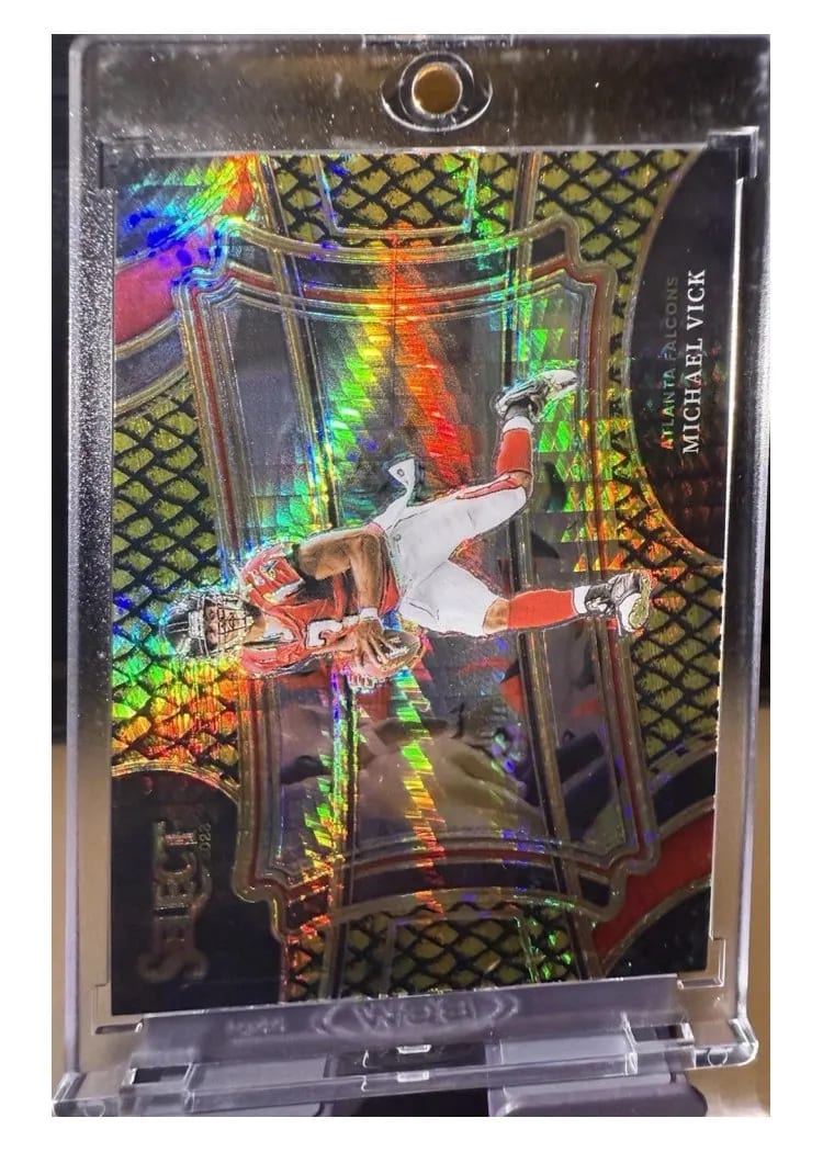 2023 Panini Select Base Set Michael Vick Dragon Scale Gold Prizm #305 card