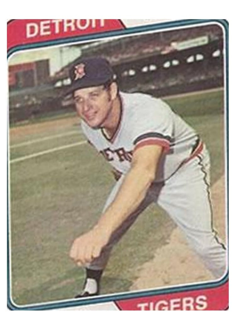 1974 Topps Mickey Lolich #9 card