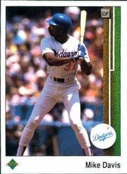 1989 Upper Deck Base Set Mike Davis #146 card