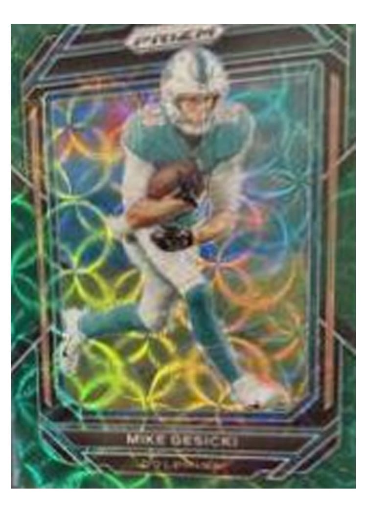 2022 Panini Prizm Base Set Mike Gesicki Green Scope #182 card
