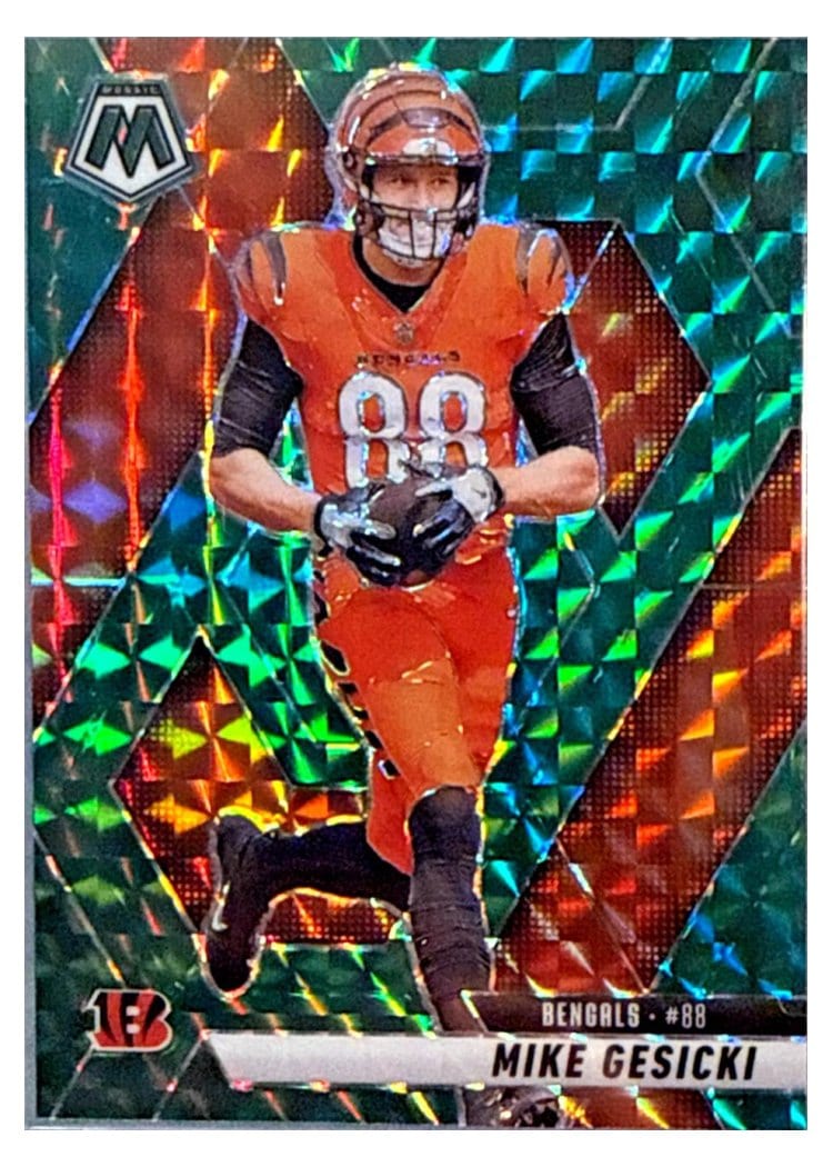 2025 Panini Mosaic Base Set Mike Gesicki #36 card