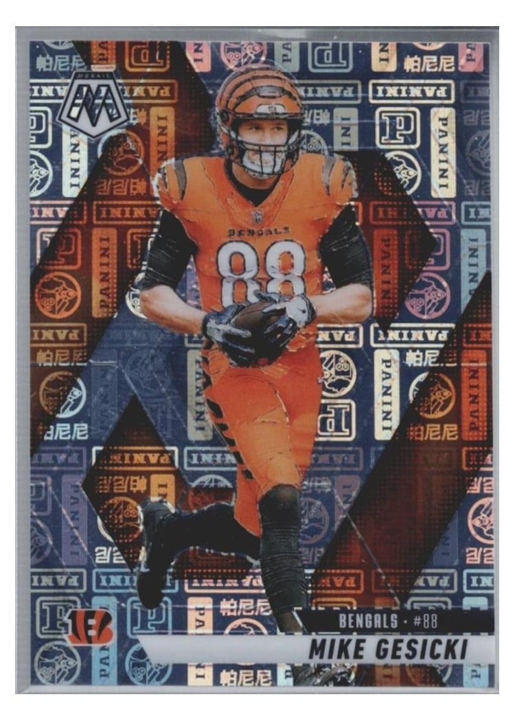 2025 Panini Mosaic Base Set Mike Gesicki #36 card