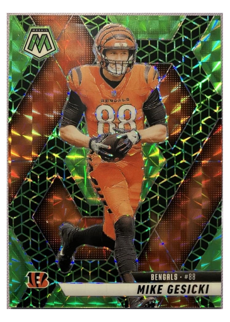 2025 Panini Mosaic Base Set Mike Gesicki #36 card