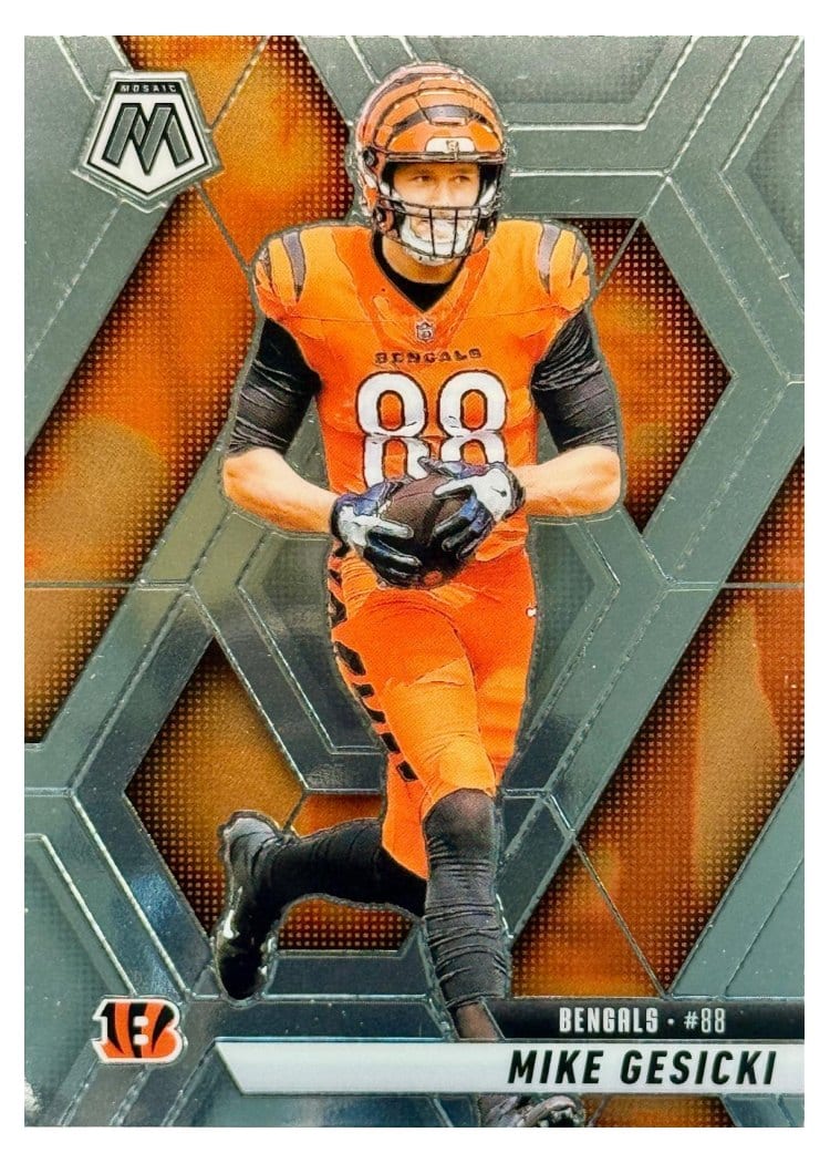 2025 Panini Mosaic Base Set Mike Gesicki #36 card