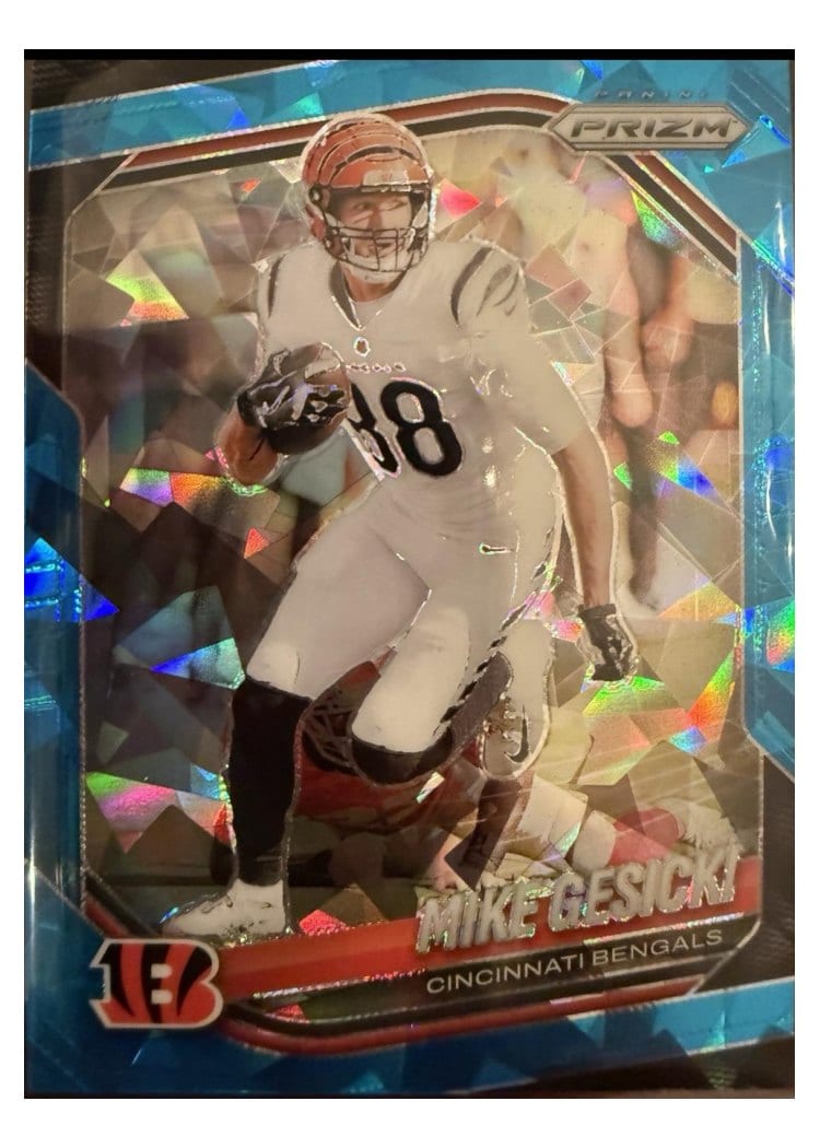 2025 Panini Prizm Base Set Mike Gesicki #79 card