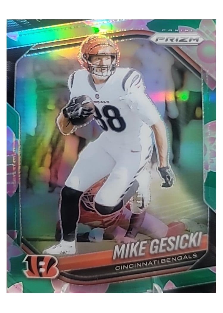 2025 Panini Prizm Base Set Mike Gesicki #79 card