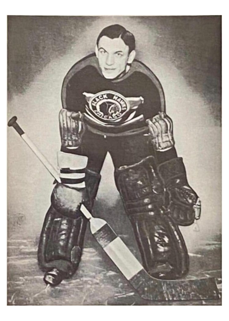1939 O-Pee-Chee V301-1 Mike Karakas #47 card