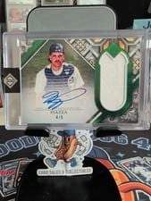 2025 Topps Transcendent Collection Transcendent Collection Autograph Relic Mike Piazza #TCAR-MP card