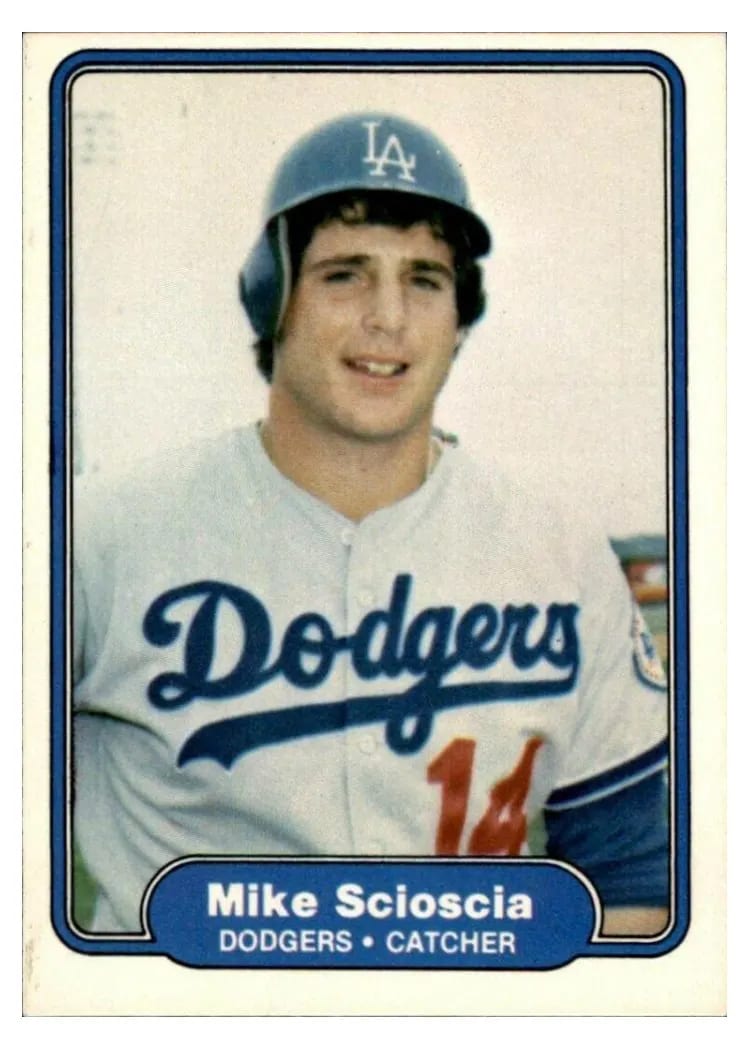 1982 Fleer Mike Scioscia #22 card