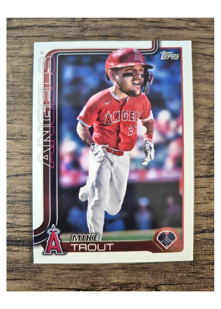 2025 Topps Mike Trout #200 card
