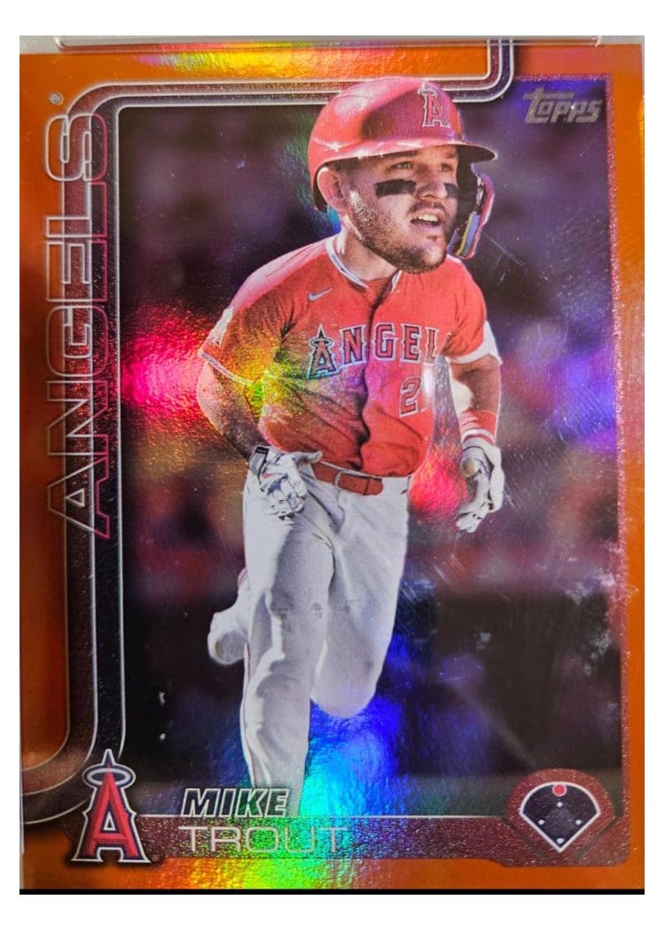 2025 Topps Mike Trout #200 card