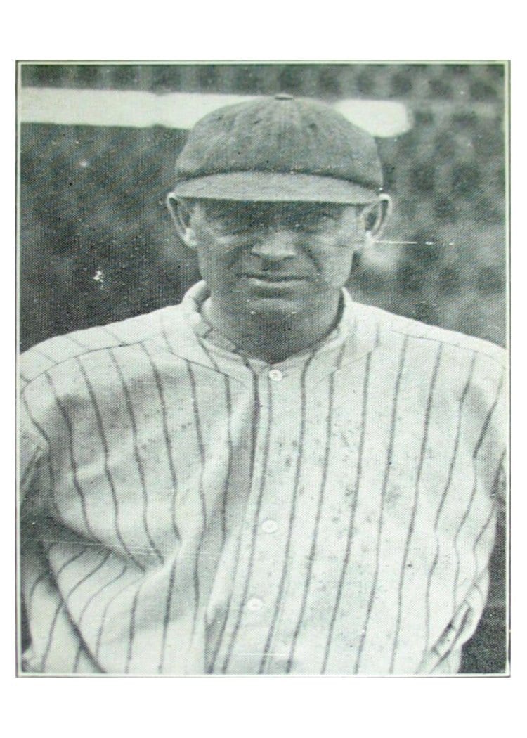 1921 E121 American Caramel Series of 80 Miller Huggins card