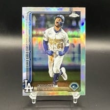 2025 Topps Chrome Mookie Betts #50 card