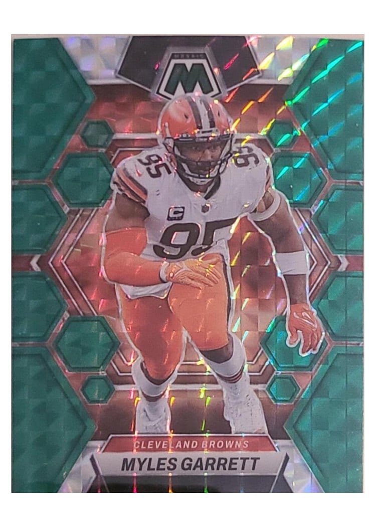 2023 Panini Mosaic Base Set Myles Garrett #51 card