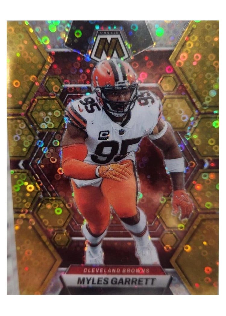 2023 Panini Mosaic Base Set Myles Garrett #51 card