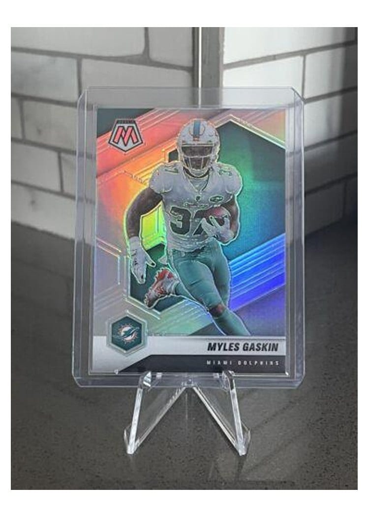 2021 Panini Mosaic Base Set Myles Gaskin #125 card