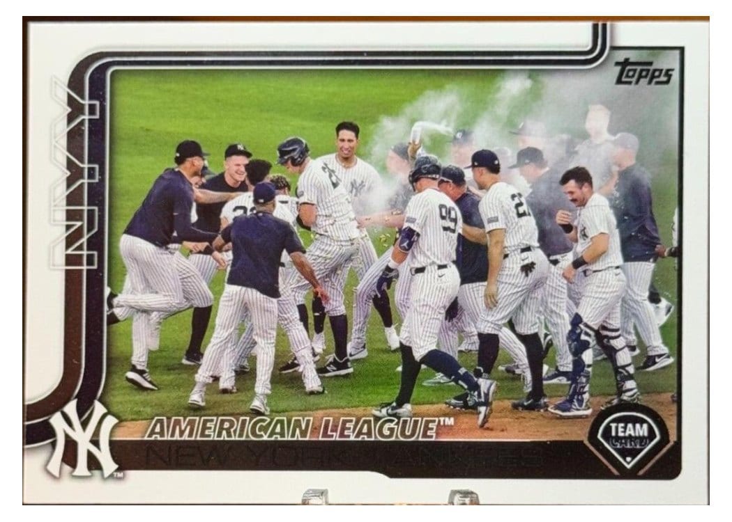 2025 Topps Base Set New York Yankees #123 card