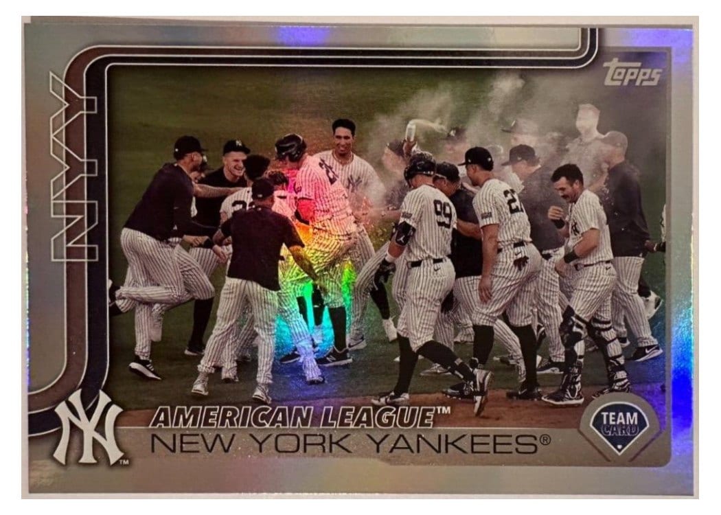 2025 Topps Base Set New York Yankees #123 card