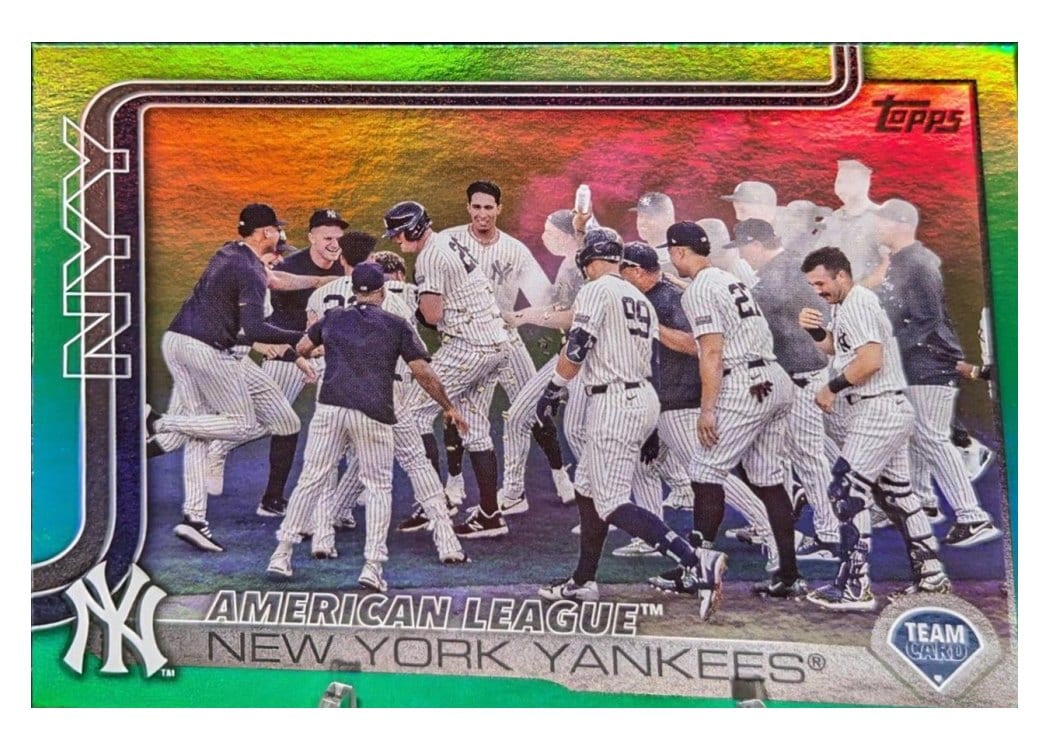 2025 Topps Base Set New York Yankees #123 card