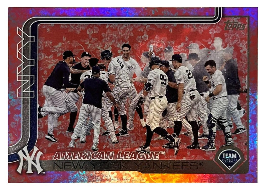 2025 Topps Base Set New York Yankees #123 card