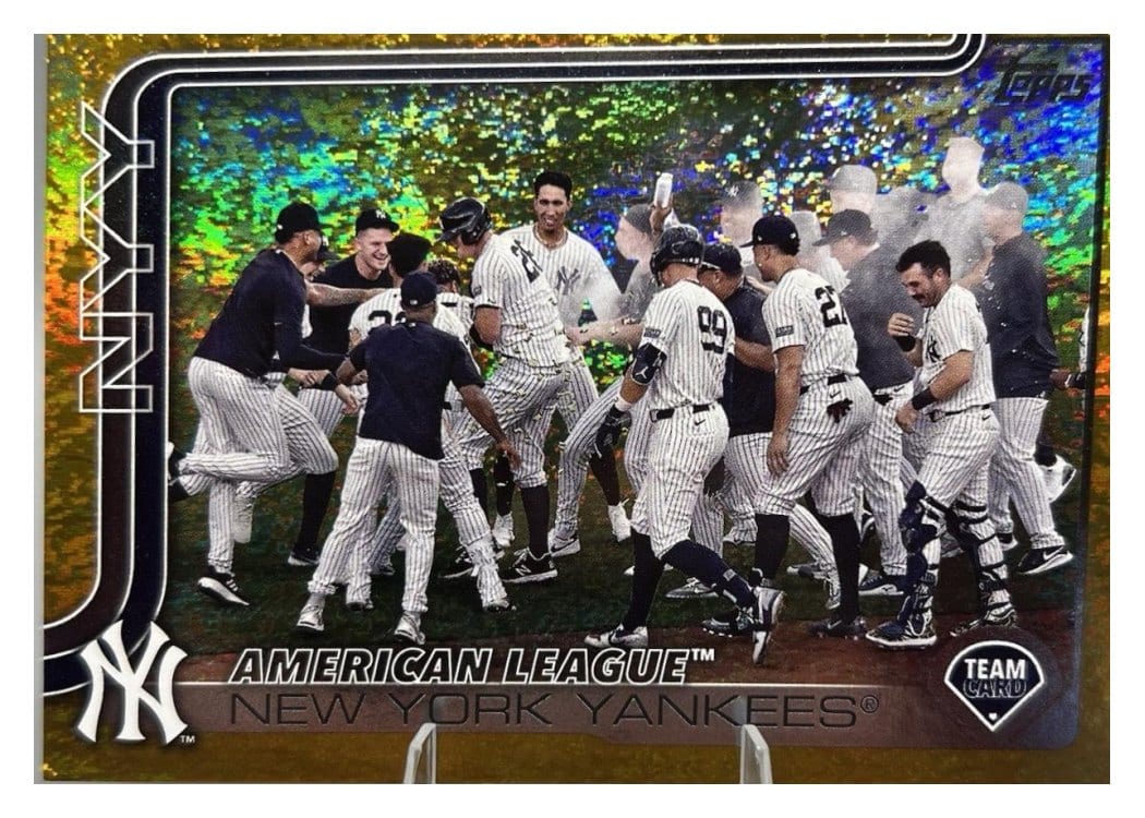 2025 Topps Base Set New York Yankees #123 card