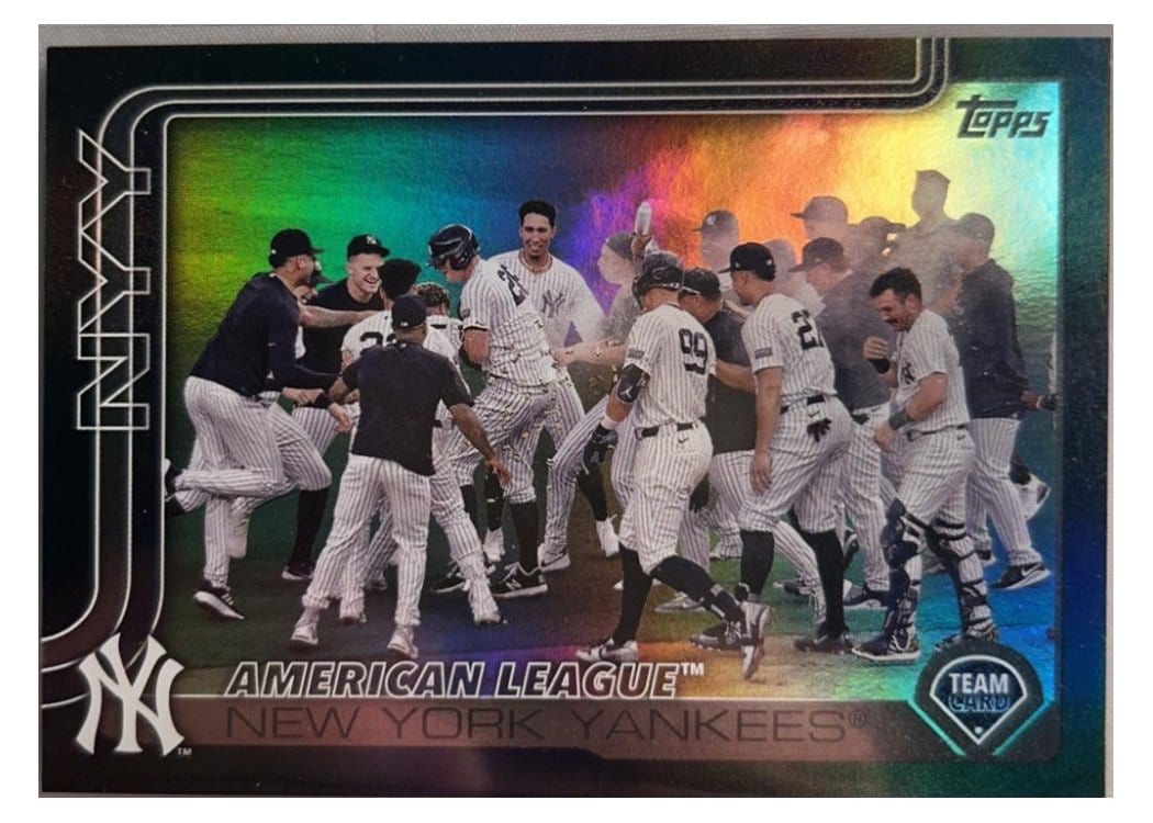 2025 Topps Base Set New York Yankees #123 card