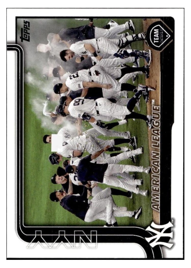 2025 Topps Base Set New York Yankees #123 card