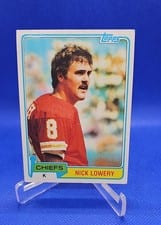 1981 Topps Nick Lowery #213 card