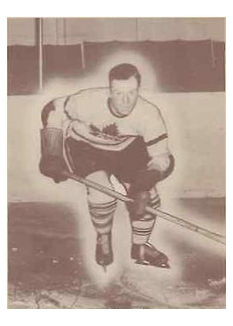 1940 O-Pee-Chee V301-2 'Nick' Metz #141 card