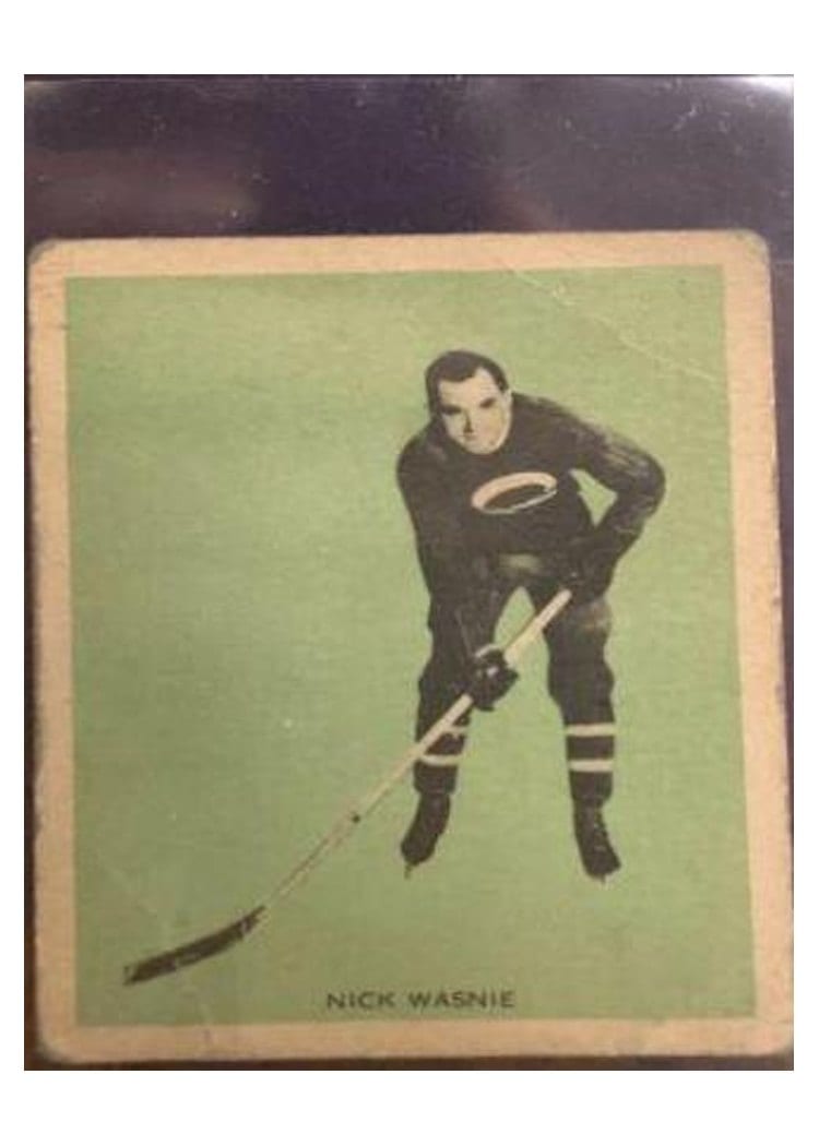 1933 Hamilton Gum Nick Wasnie #1 card