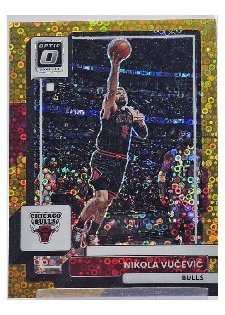2022-23 Donruss Optic Base Set Nikola Vucevic Fast Break Gold #60 card